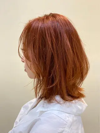 ミディアム 赤星 さえのヘアスタイル