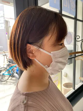 ショート カラー 日野 初音のヘアスタイル