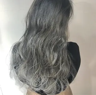 セミロング WATARU🔥／ 外国人風ハイライトのヘアスタイル