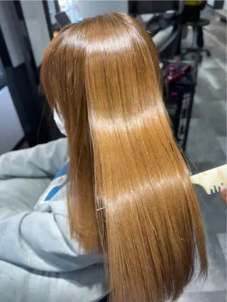 セミロング カラー 近藤千翔🩵 髪質改善Periodのエステ・リラクイメージ