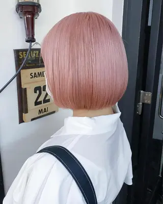 ショート カラー ハイトーンカラー ⭐️NAZUNAのヘアスタイル