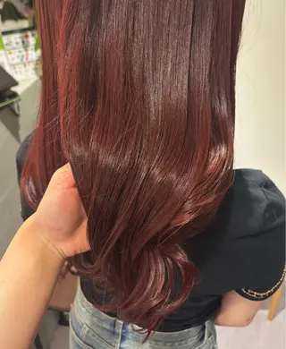カラー lien YURINAのヘアスタイル