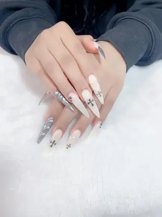 ネイル Amina nail salonのネイルデザイン
