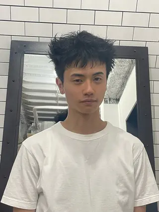 ショート メンズ 山本 真之介のヘアスタイル