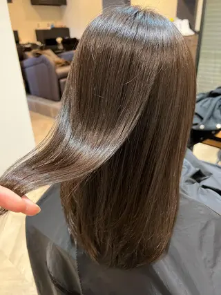 ロング カラー TAKA 髪質改善のヘアスタイル