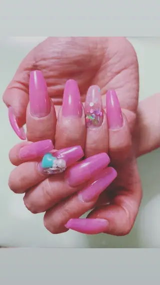 ネイル 大分市都町ネイル NUDGEの眉毛・アイブロウイメージ