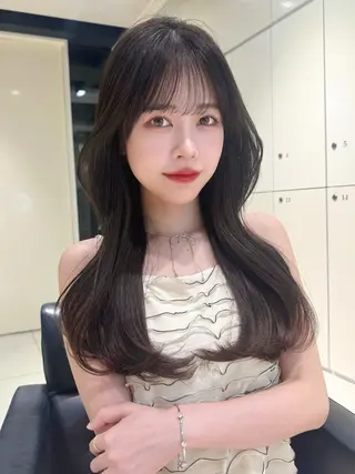 ロング カラー ヘアアレンジ 及川 咲花のヘアスタイル