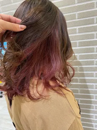 ミディアム 植田 菜月のヘアスタイル