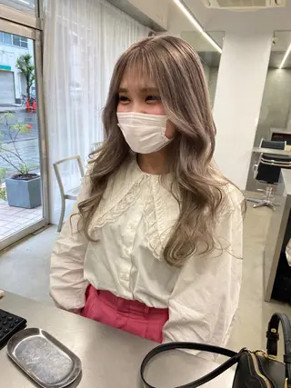 ロング カラー yuna/ボブカット /ハイトーンカラーのヘアスタイル