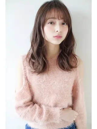 ミディアム アフロートディル表参道店所属・艶髪カラー/レイヤー カット/表参道　寺崎のヘアスタイル