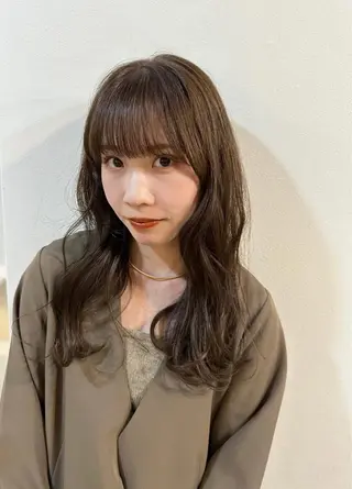 セミロング カラー Sherry/R 三川町　木村祐里奈のヘアスタイル