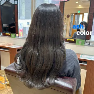 ロング A. Seoのヘアスタイル