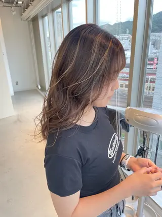 ミディアム 🎗 💖井上 竜 ブリーチ指名No.1のヘアスタイル