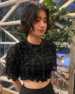 ミディアム パーマ 松野 心音のヘアスタイル