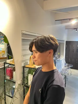 メンズ 本木下朋花/髪質 改善×ダブルカラーのヘアスタイル