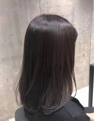 カラー 勝屋 有梨のヘアスタイル