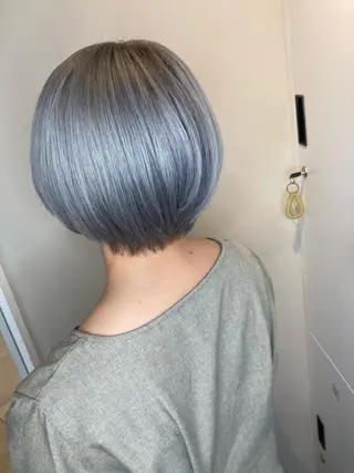 ショート カラー ダアッカ所属・高木 陽平のヘアスタイル