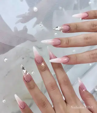 ネイル TIDY M&Mのネイルデザイン