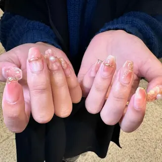 ネイル RIEKO🍒 ワンホン♡推しネイルのネイルデザイン