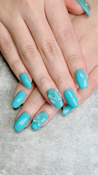 ネイル haleyume所属・shino🌟 痛ネイルのネイルデザイン