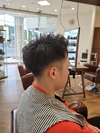 メンズ 中川 秀明のヘアスタイル