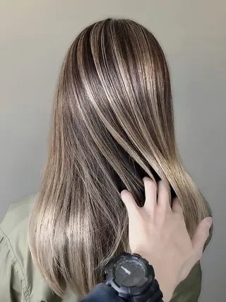 ロング 縮毛矯正 髪質改善 鈴木のヘアスタイル