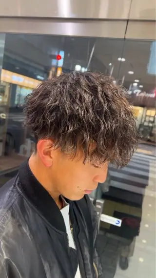 ミディアム パーマ メンズ <メンズパーマ> 🫧山本勇輝🫧のヘアスタイル