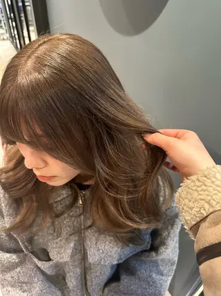 ロング カラー ヘアアレンジ 縮毛矯正／透明感カラ ー／西梅田/川上京香のヘアスタイル