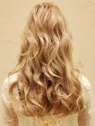 ロング カラー パーマ ハイトーン/ブリーチ 山崎　悠次のヘアスタイル