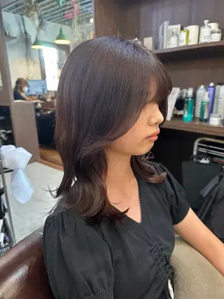 ミディアム カラー yu uのヘアスタイル