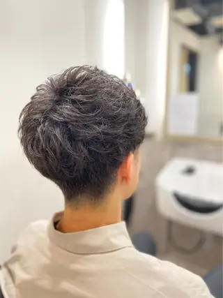 ミディアム パーマ LAVIE NEW STANDARD BARBER HANARE所属・HA GAのヘアスタイル