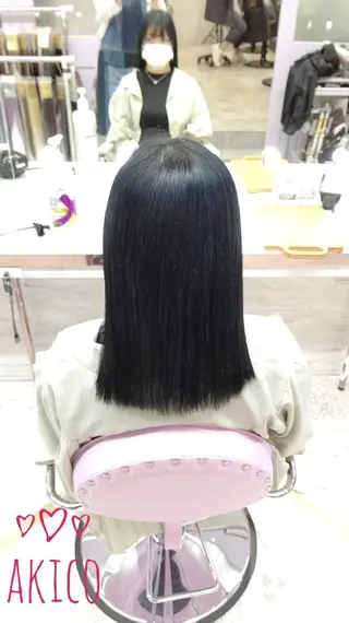 セミロング カラー LUXBE GALLERY なんば駅前店所属・ラックスビーギャラリ ー AKICOのヘアスタイル