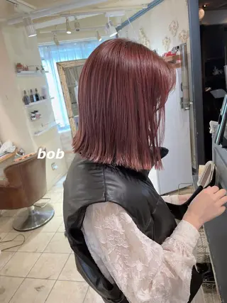 ミディアム 切りっぱなしボブ ソノキユウカのヘアスタイル