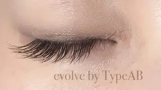 マツエク・マツパ evolve by TypeAB所属・evolve  by TypeABのマツエク・マツパデザイン