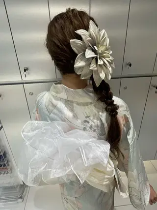 ヘアアレンジ ヘアセット🎀耳つぼ 👂💎MONAMIのヘアスタイル