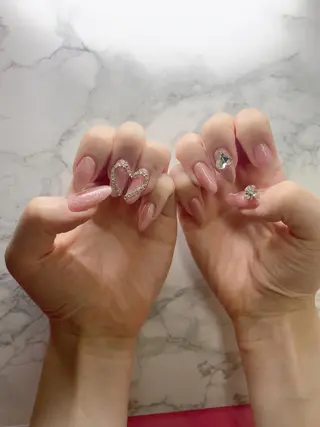 ネイル はな💎ネイル ワンホン、長さ出しのネイルデザイン