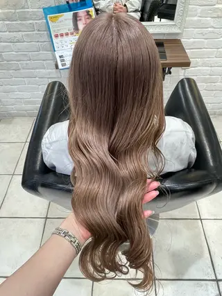 ロング カラー 🩵RIKO🩵 透明感カラー🫧のヘアスタイル