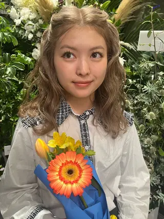 カラー 艶ブリーチ/表参道 ハイトーン /実乃梨のヘアスタイル