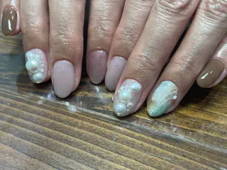 ネイル ヘアーサロン大野所属・nailsalon SWATiのネイルデザイン