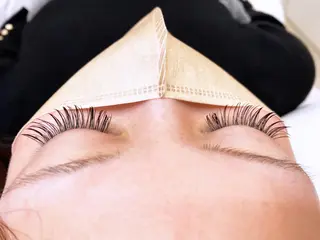 マツエク・マツパ My+ Yukaのネイルデザイン