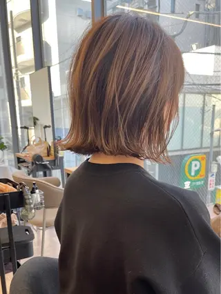 ミディアム i.+sapporo所属・ショート/レイヤー /札幌/小山内のヘアスタイル