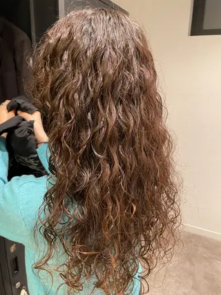 ロング パーマ Toiro 横浜所属・🎀レイヤー/パーマ カラー/ai🎀のヘアスタイル
