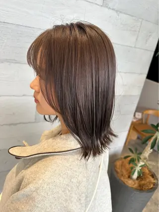 ミディアム 今岡 育美のヘアスタイル