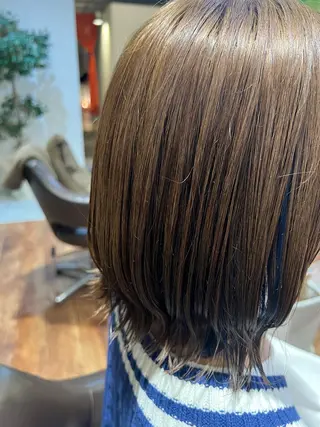 ショート カラー hair  bh.maara所属・bh.maara デザイン／ハイトーンのヘアスタイル