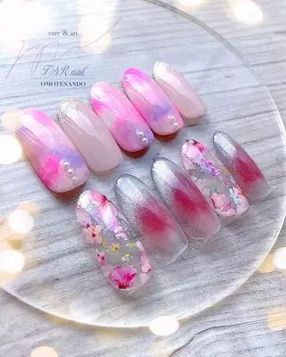 ネイル 爪咲 りり花のネイルデザイン