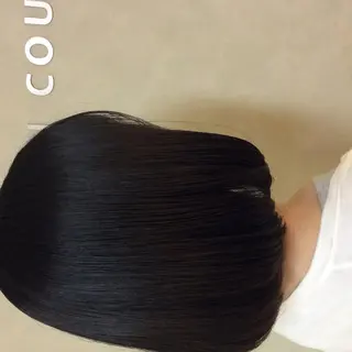 ミディアム 吉田 恒のヘアスタイル