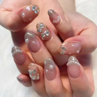 ネイル ゴテゴテ💙ワンホン リオナのネイルデザイン