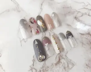 ネイル stay goldのネイルデザイン