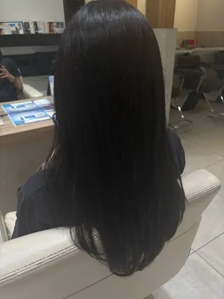 ロング カラー 長谷川 七海のヘアスタイル