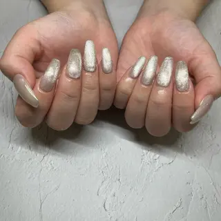 ネイル PEEKABOO京橋 EYE&NAILのマツエク・マツパデザイン